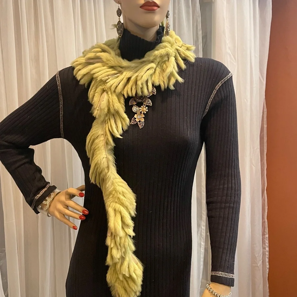 Chinchilla Fur Scarf - Picture 5 of 5